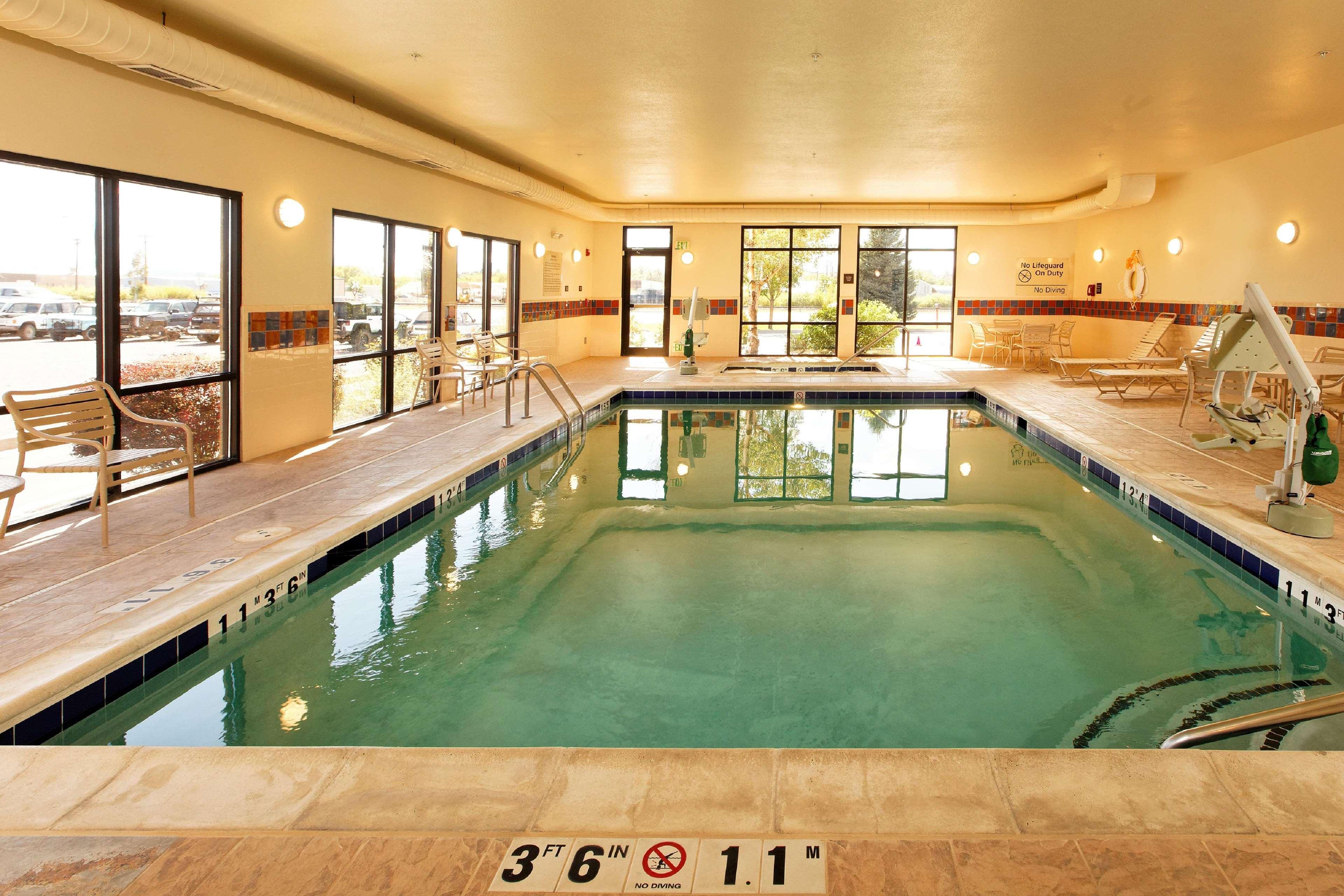 Hampton Inn By Hilton Montrose Exteriér fotografie