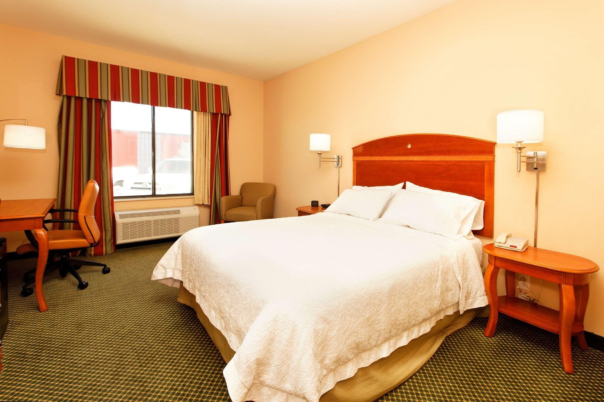 Hampton Inn By Hilton Montrose Exteriér fotografie