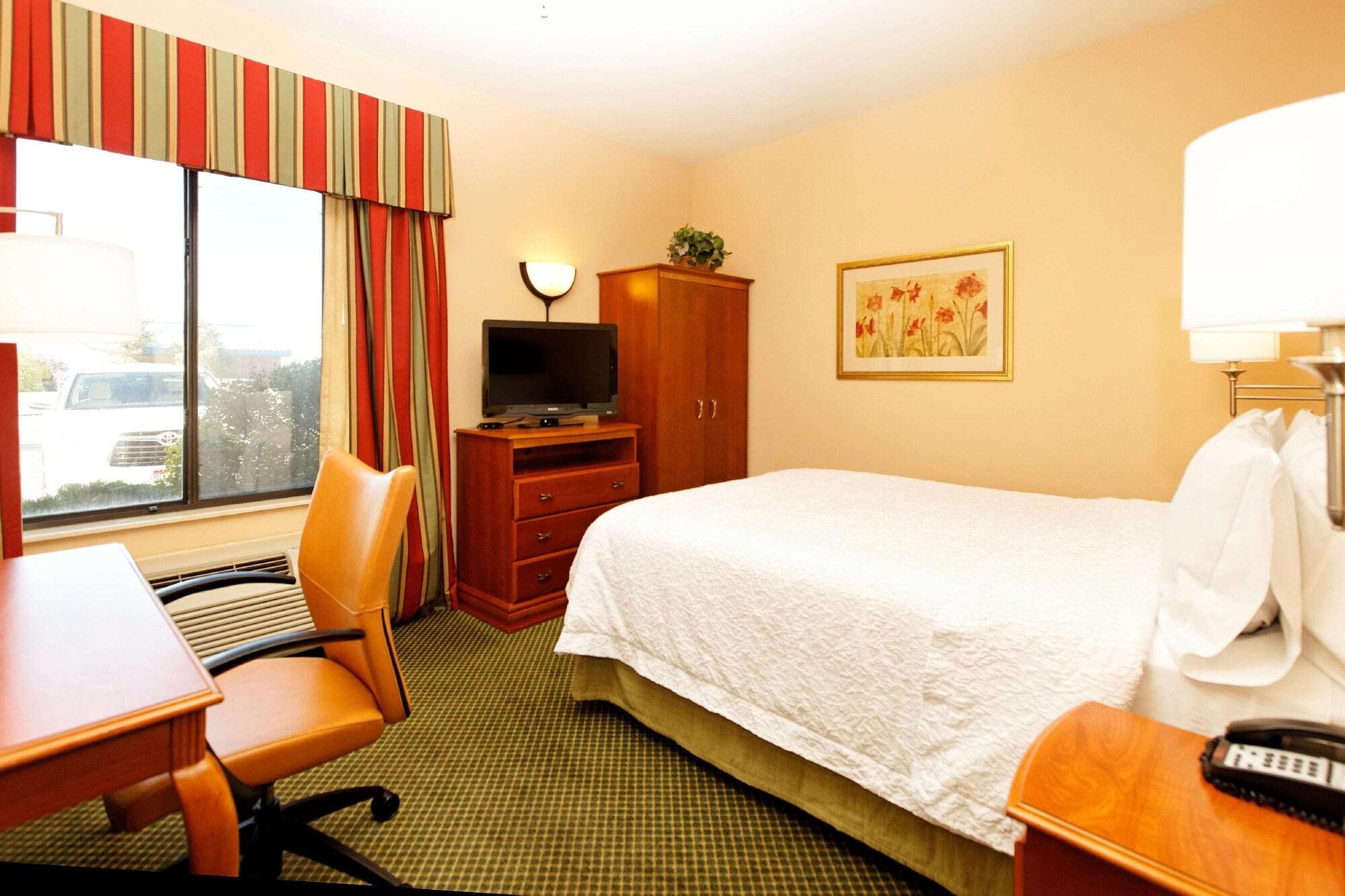 Hampton Inn By Hilton Montrose Exteriér fotografie